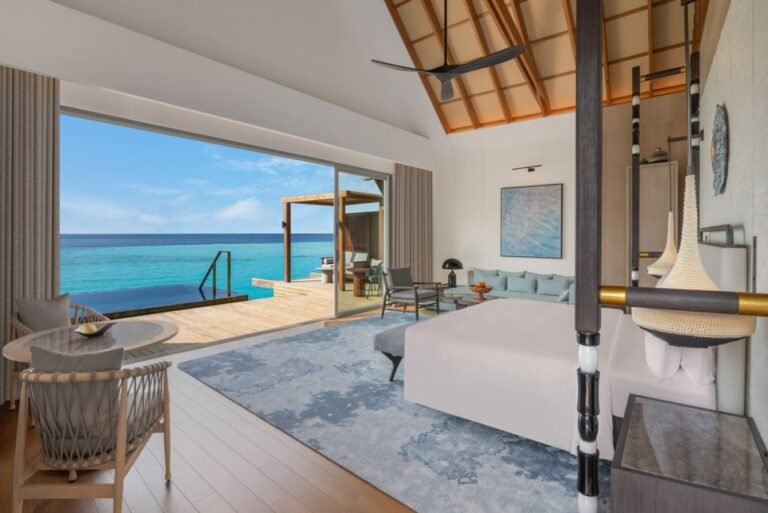 jw-mlejm-overwater-bedroom-18442_Classic-Hor
