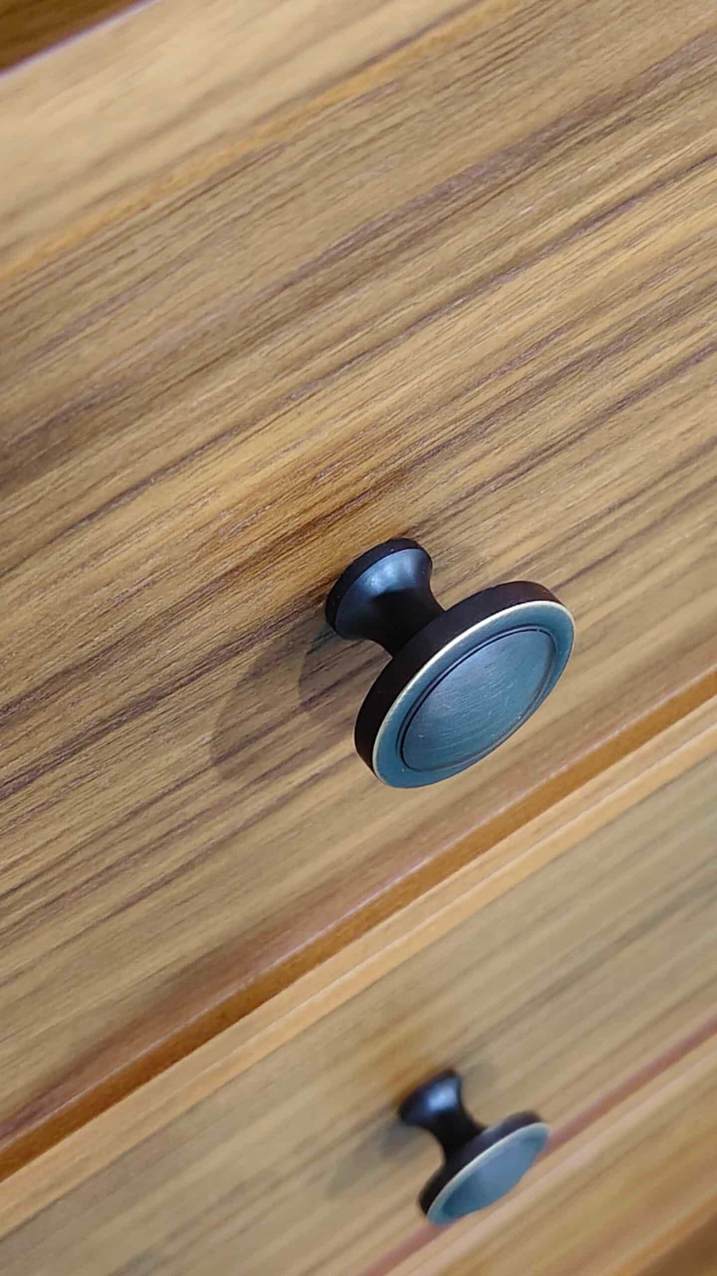 5-star hotel guestroom featuring custom furniture by Betherev supplier team