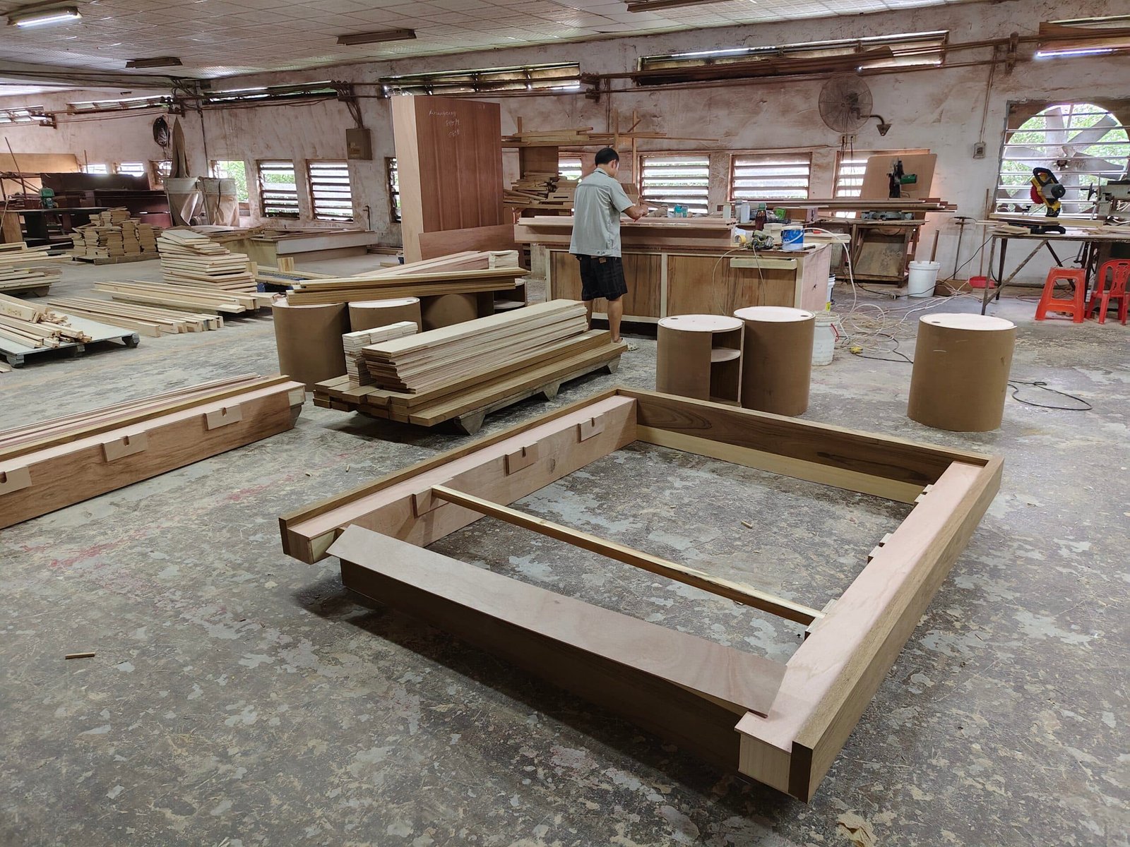 Hotel furniture supplier in China producing custom FF&E for 5-star projects