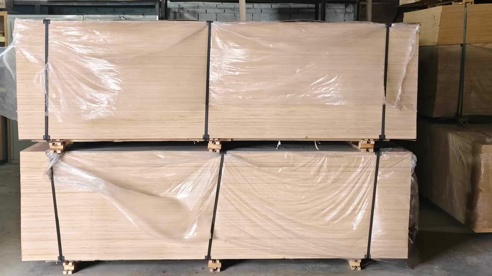 Hotel joinery materials: E0 plywood, veneer, European hinges